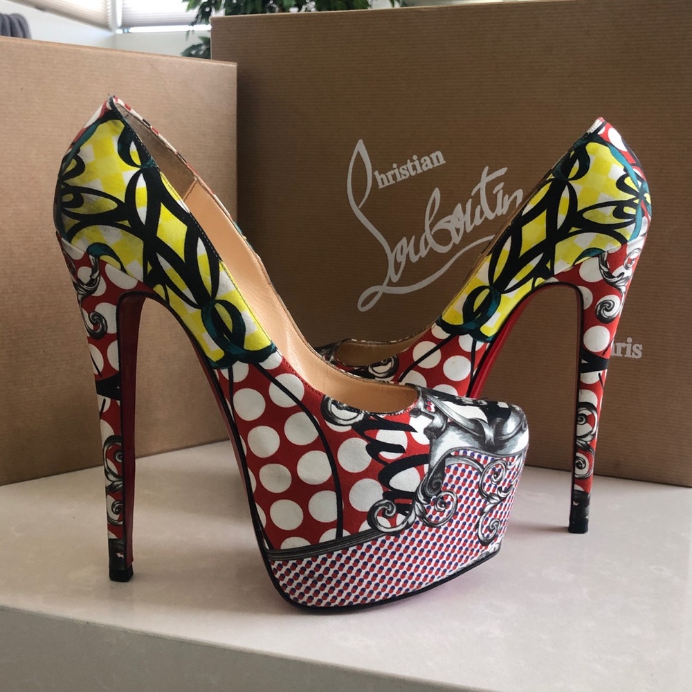 Daffodile 160 Loubi Print. Size 38